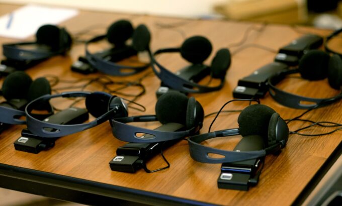 headphones used for simultaneous translation equipment simultaneous interpretation equipment